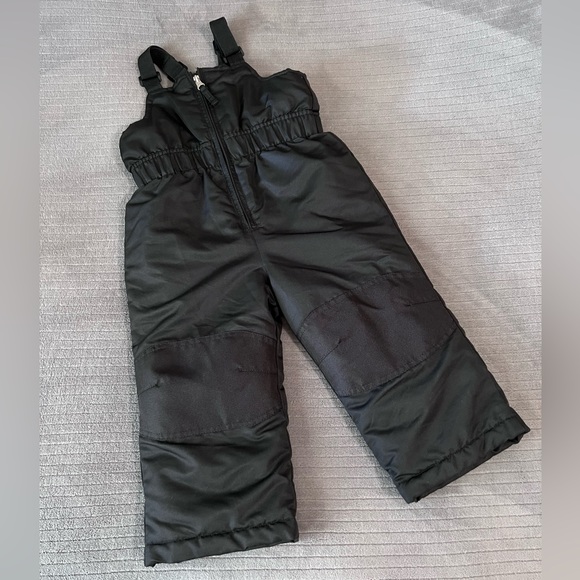 Healthtex Snow bib 2t unisex toddler. Black. Like new! - Picture 2 of 6